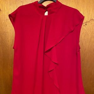 NY&CO 7th Avenue XL sleeveless red top. Ruffle front. Button closure on back NWT